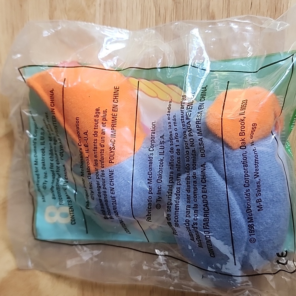 McDonalds Collectible TY Scoop Toy Animal in Green Packaging - Picture 2 of 2